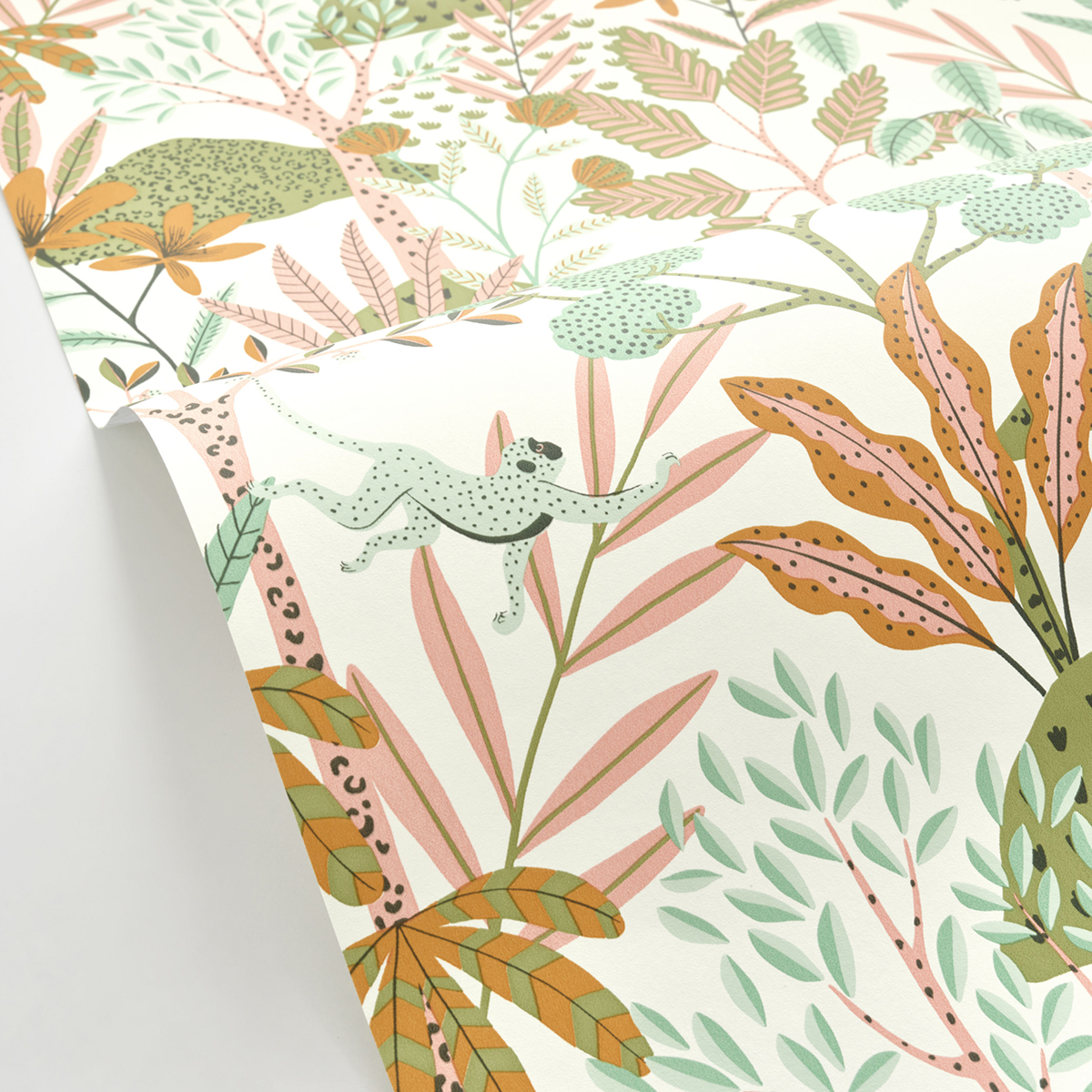 Papier peint Jungle Animaux Jane vert rose - Let's Go Girls! de Casélio AMB3 | Réf. LGG104480767