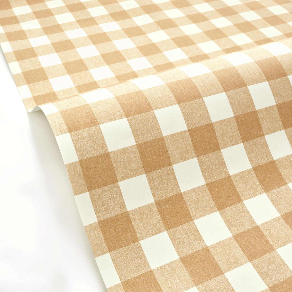 Papier peint Vichy Carreaux Victoria camel - Let's Go Girls! de Casélio AMB2 | Réf. LGG104420231