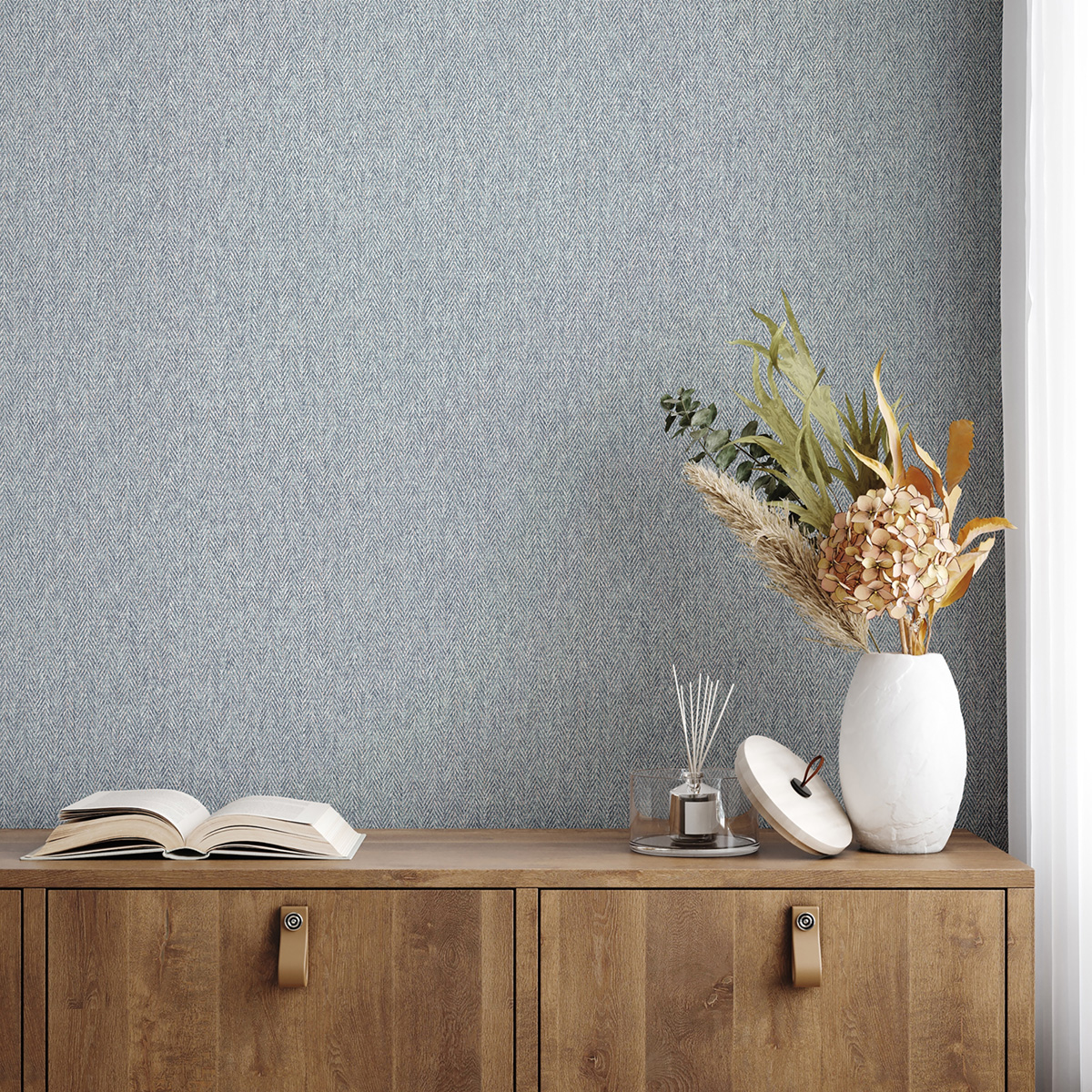 Papier peint Tweed Chevron Herringbone bleu - Beaux Arts de Lutèce | Réf. LTC-M1824