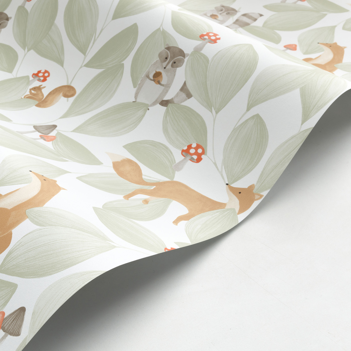 Papier peint Forêt Renard Woodland Friends vert amande - Once Upon A Time de Casadéco AMBV | Réf. OUAT88277253