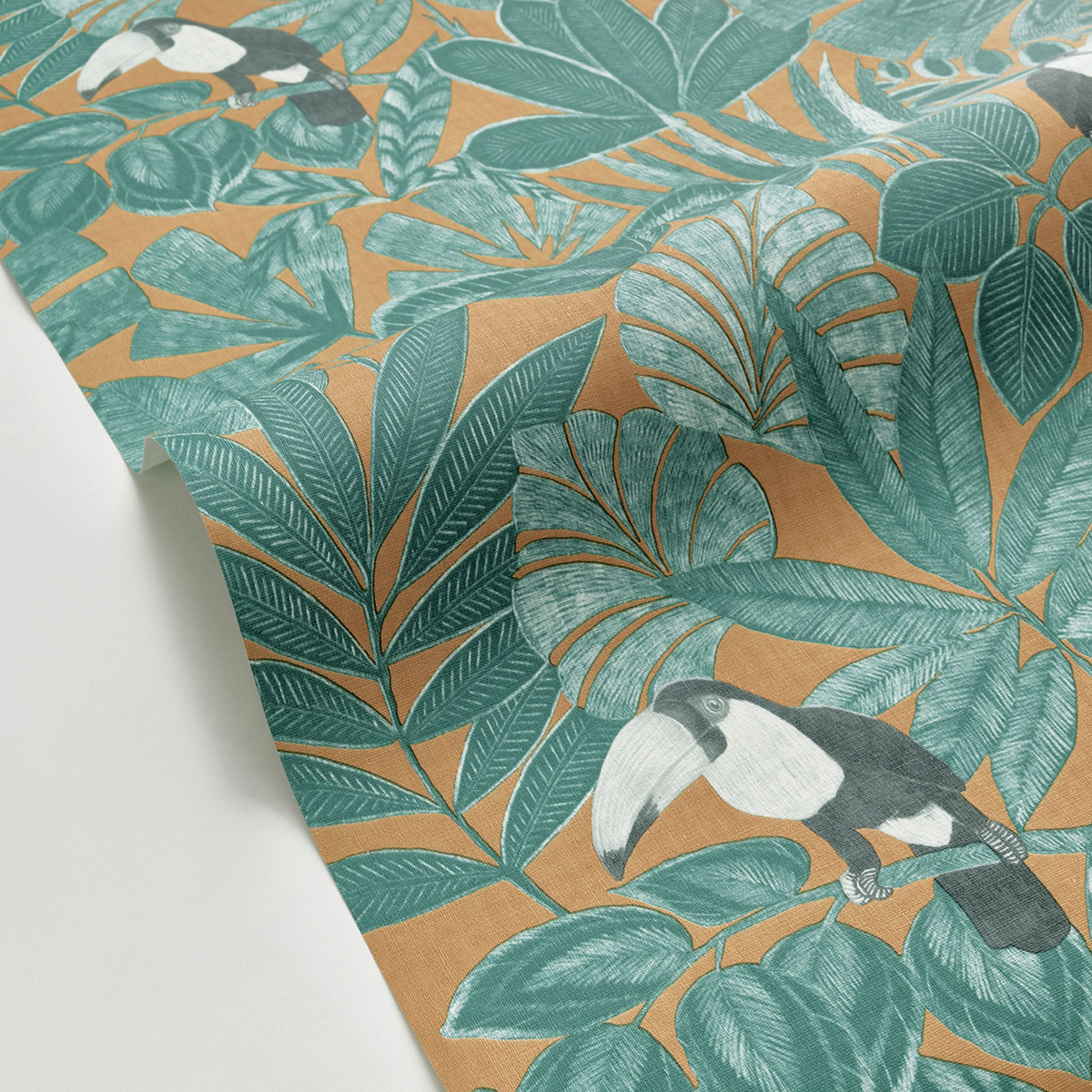 Papier peint Toucan Rio vert ocre - Green & Co de Casélio AMBV | Réf. GCO103922754