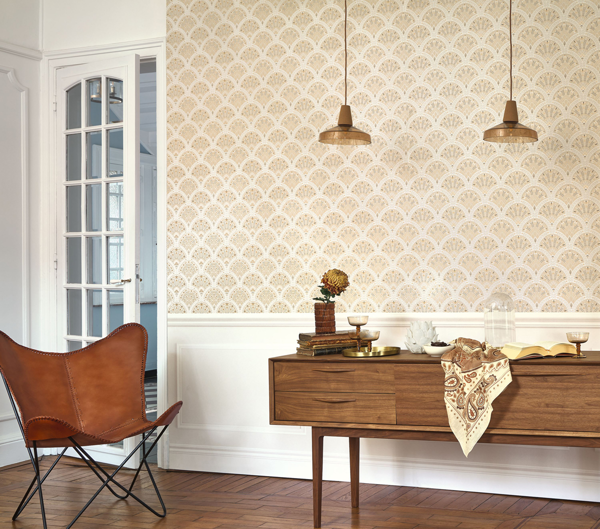 Papier peint Soubassement Moulure Petit Salon blanc - Moulures & Co de Casadéco | Réf. MOCO200450510