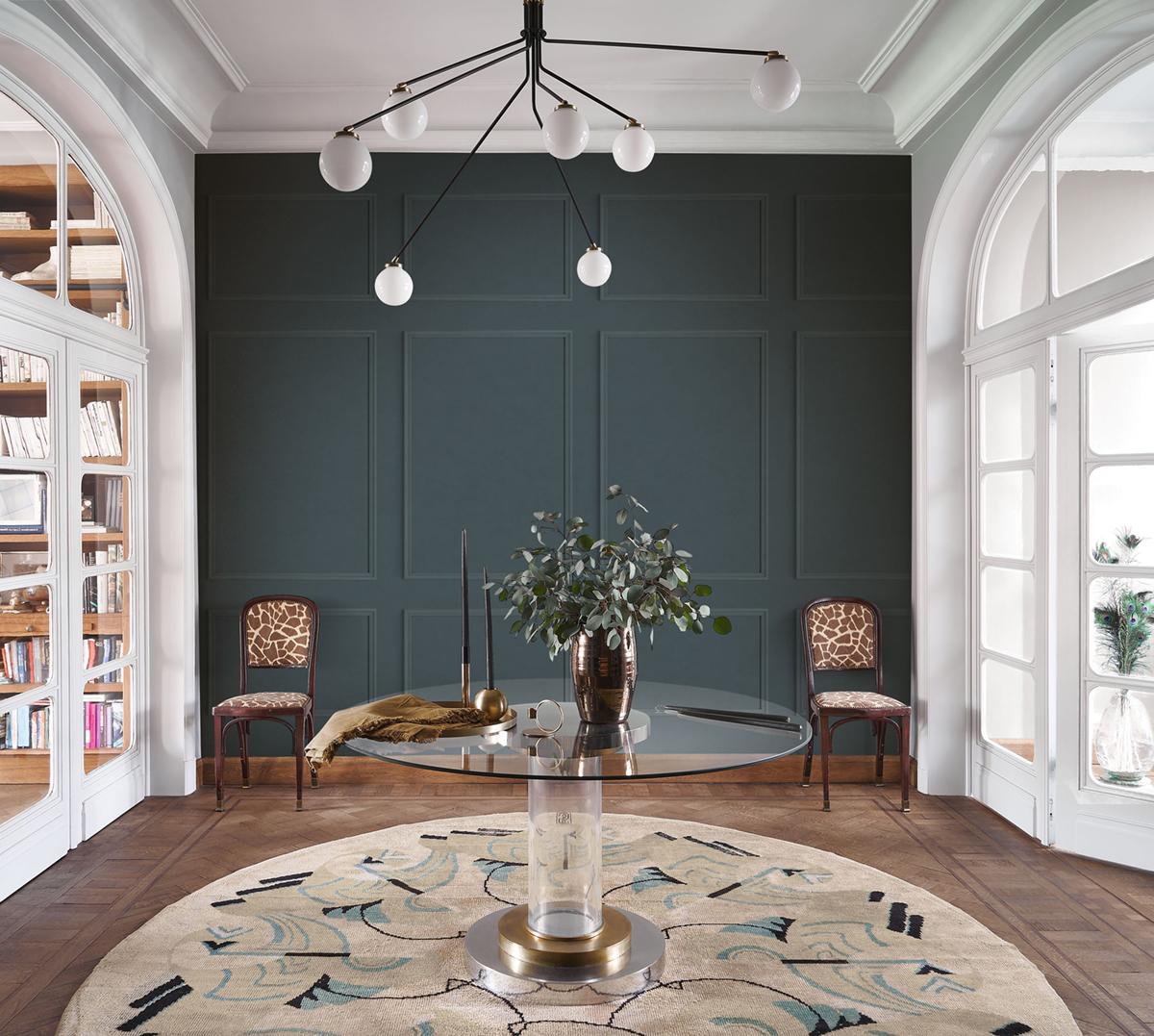 Papier peint panoramique Moulure le Grand Salon bleu 90X310 - Moulures & Co de Casadéco | Réf. MOCO200206724