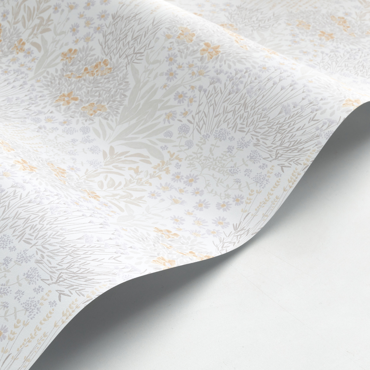 Papier peint Dessin Fleur Feuille gris beige - Once Upon A Time de Casadéco AMBV | Réf. OUAT88309102