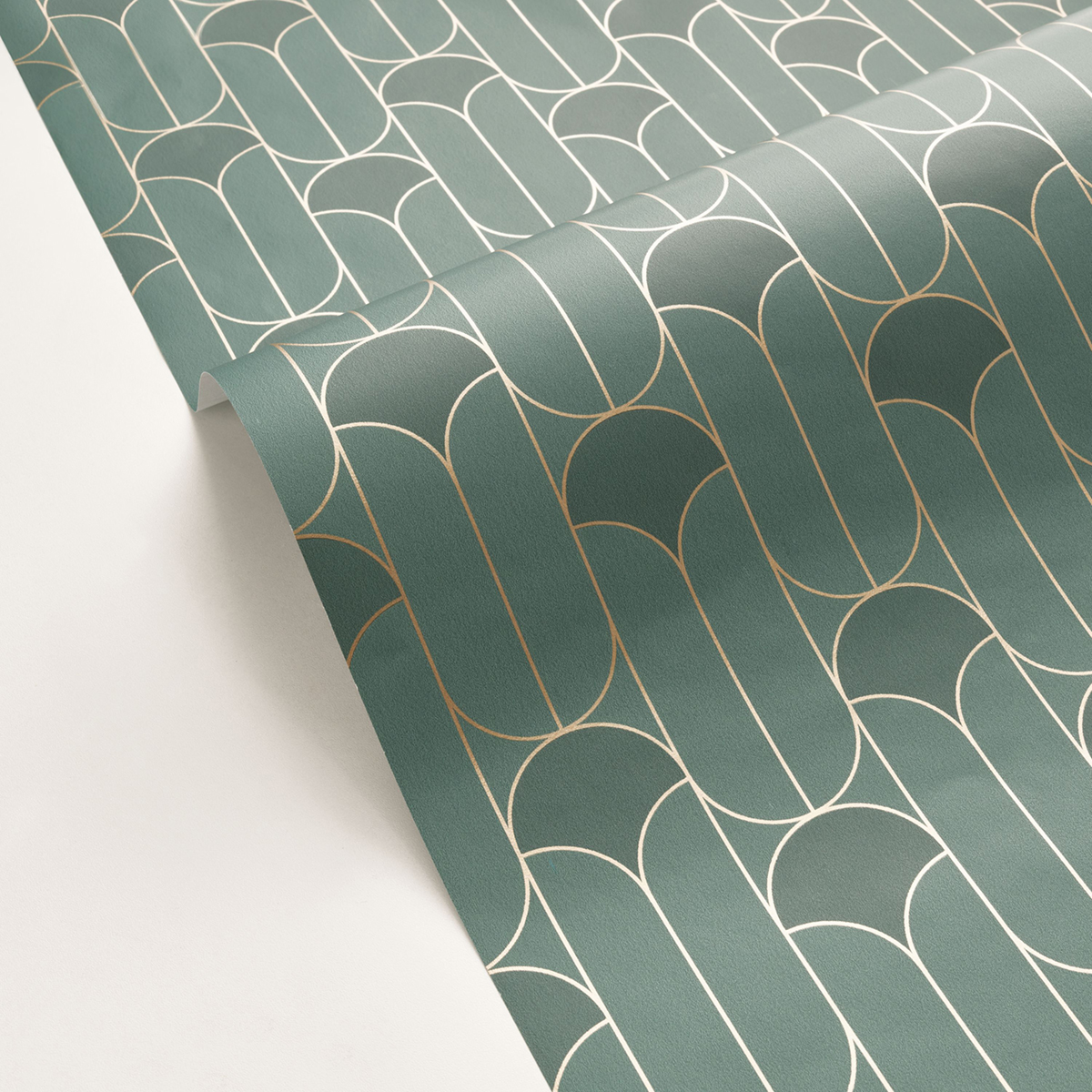 Papier peint Art Déco Paris vert émeraude doré - Green & Co de Casélio AMBV | Réf. GCO103967371