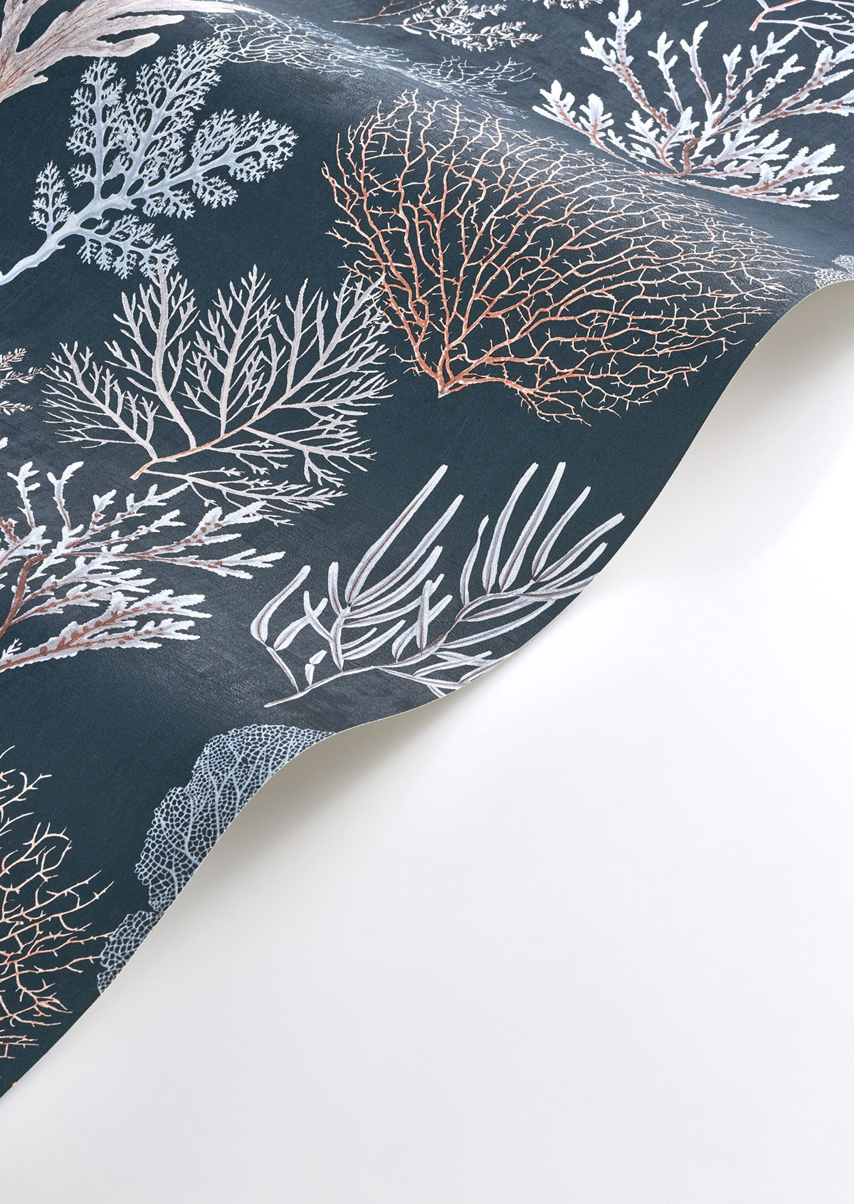 Papier peint Marin Corail bleu marine - Seaside de Casadéco AMB5 | Réf. SEAS83976776