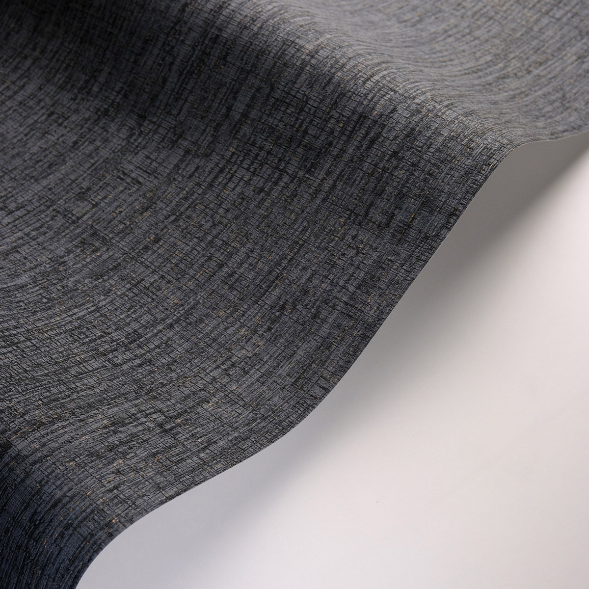 Papier peint Faux uni Ecorce Scribe gris encre - Babylone de Casadéco AMB5| Réf. BBLN89756641