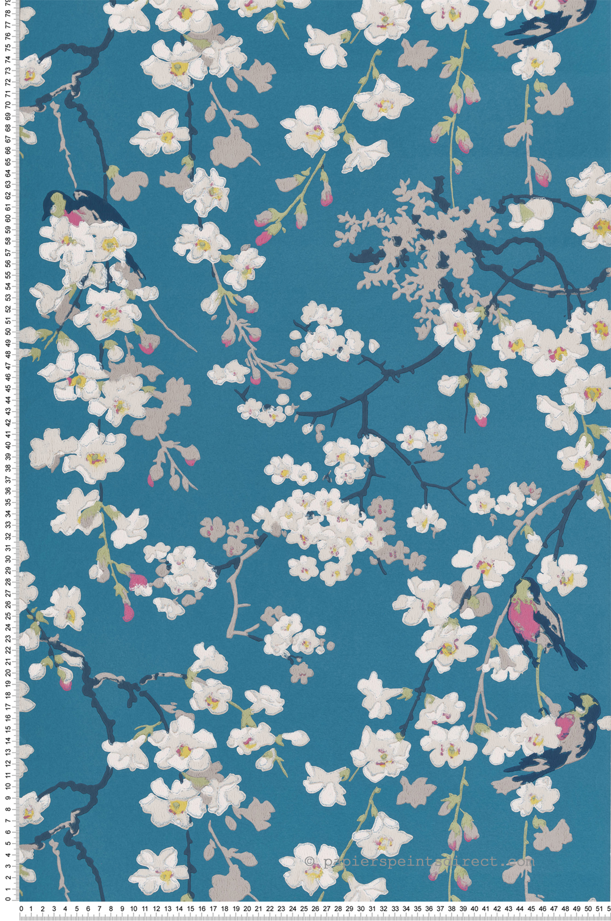 Papier peint fleurs Massingberd Blossom Deep Blue - National Trust Papers 2 de Little Greene | Réf. 0260MADEEPZ