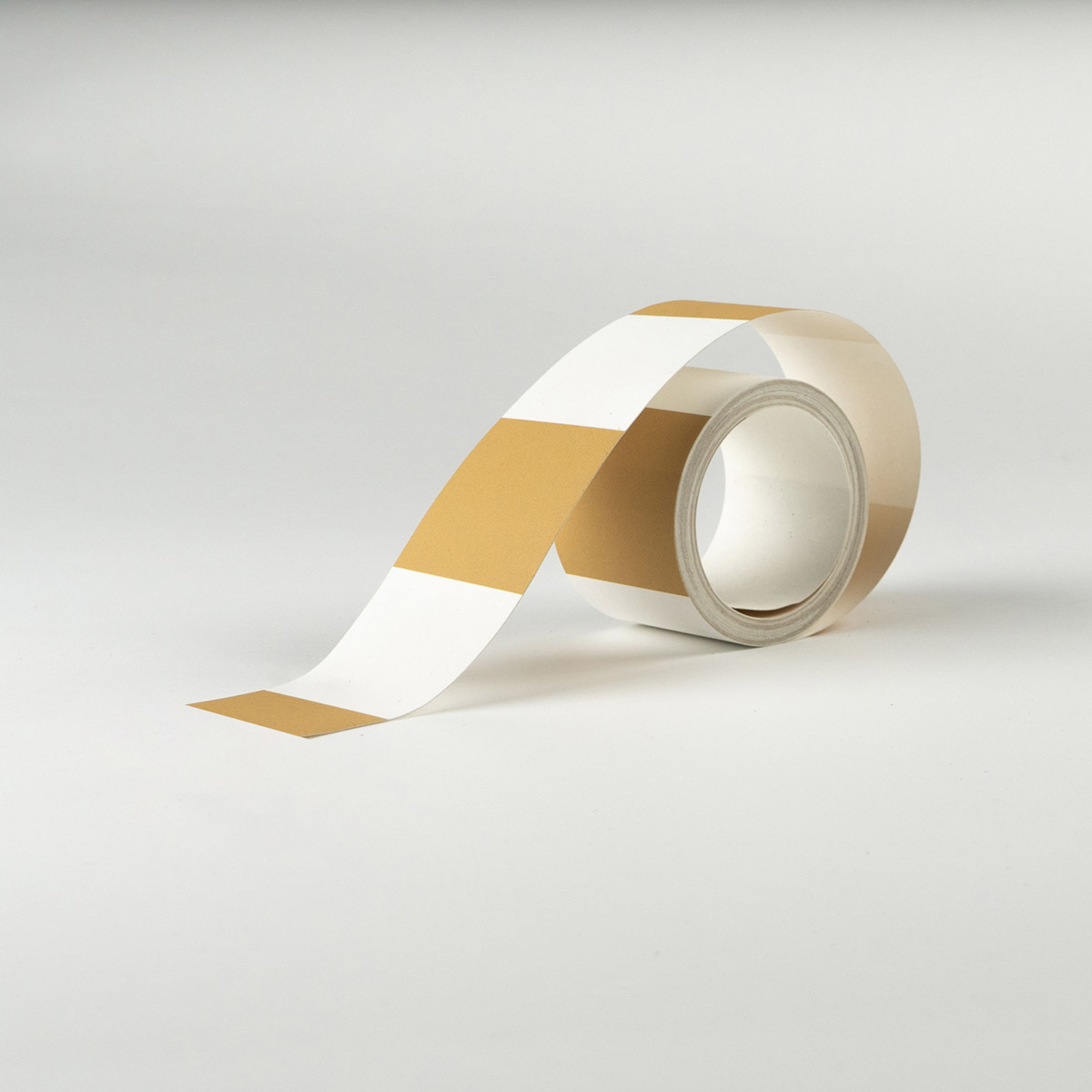 Galon Carré Alterné Rythmique kaki - Color Game de Casadéco AMB| Réf. GAME200432587