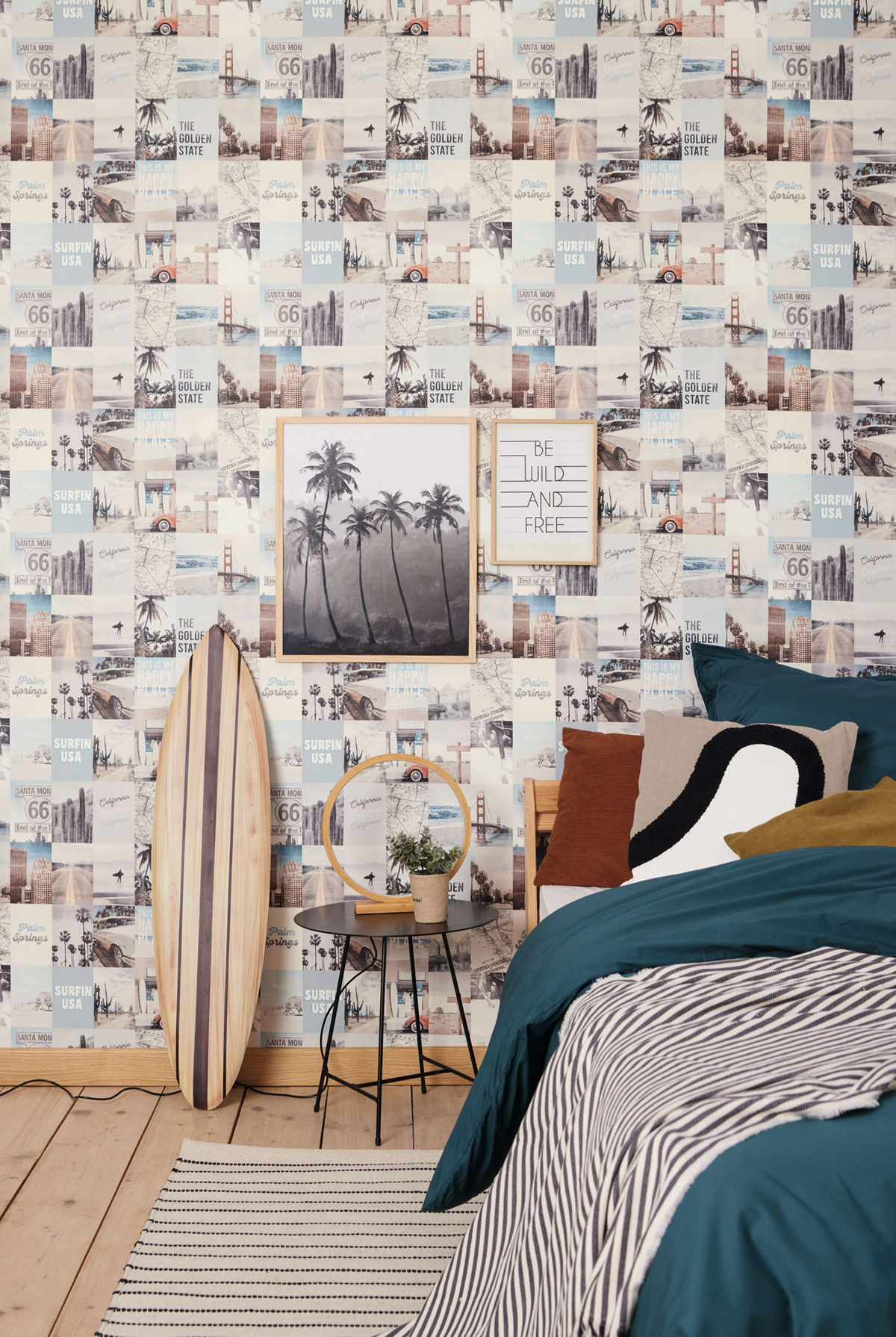 Papier peint Photo Happy Place bleu - Young & Free de Casélio AMB4 | Réf. YNF103346090