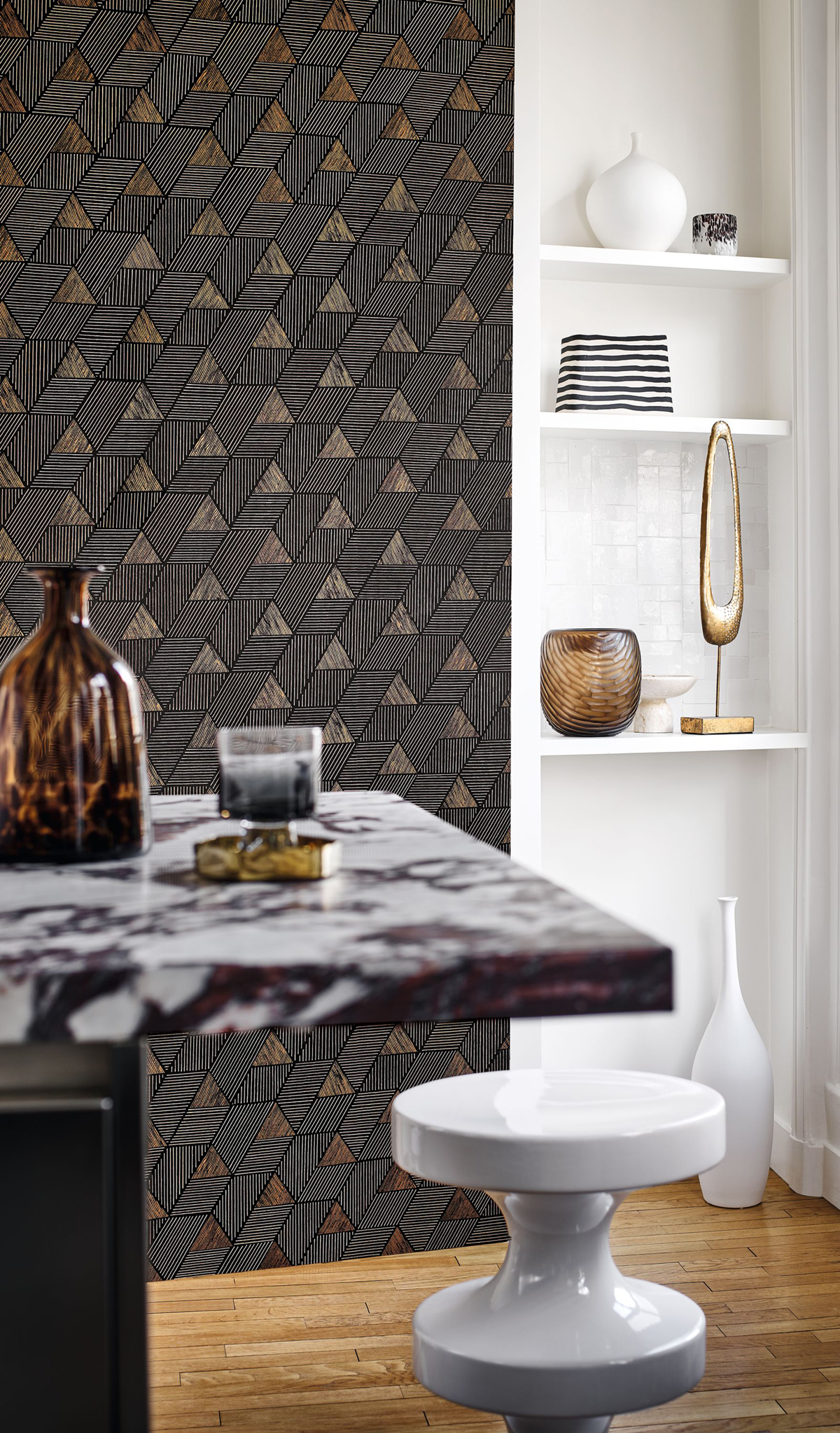 Papier peint Triangle Ethnique Méroé noir mordoré - Bord Du Nil de Casamance | Réf. CAS-76172650