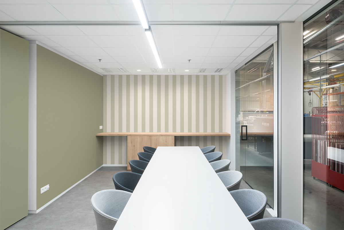 Papier peint Uni Tissé vert sauge - Pure & Protect - Ambiente de Montecolino AMB1| Réf. MC-AT1031