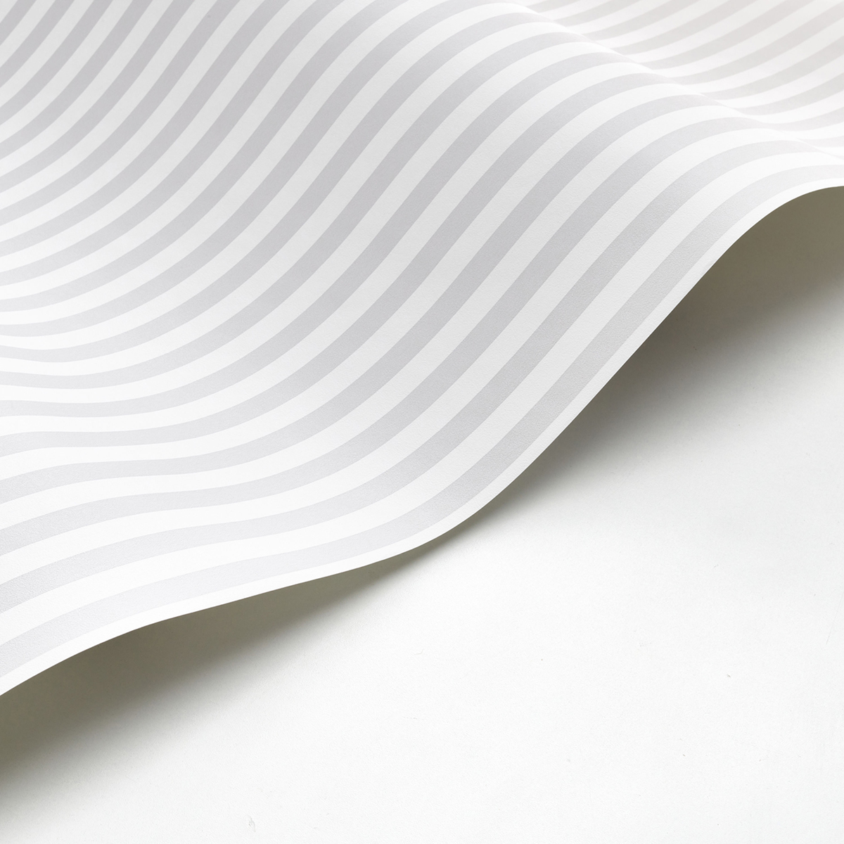 Papier peint Rayures gris - Once Upon A Time de Casadéco AMBV | Réf. OUAT29889014