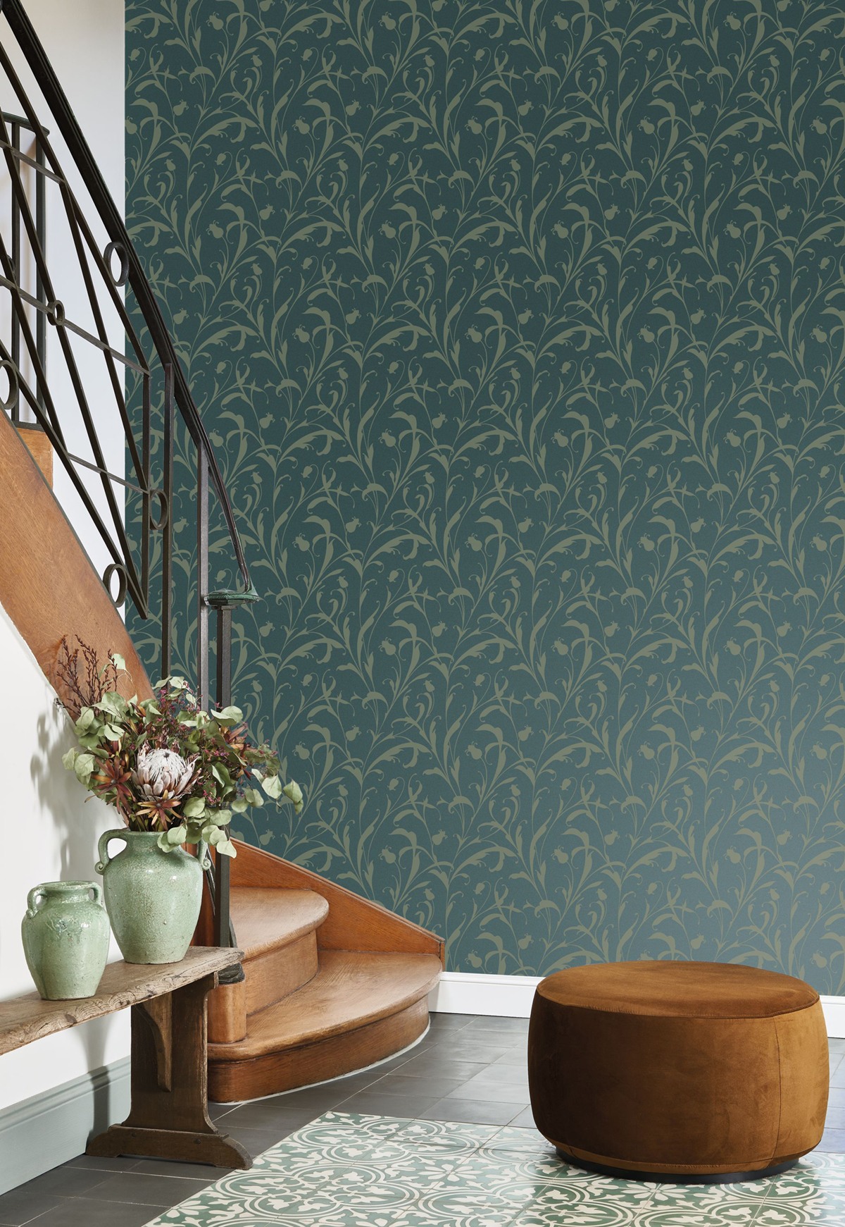 Papier peint Feuillages Arabesques Opaline bleu paon nacré - Elixir de Casadéco AMB1 | Réf. EXIR202006730