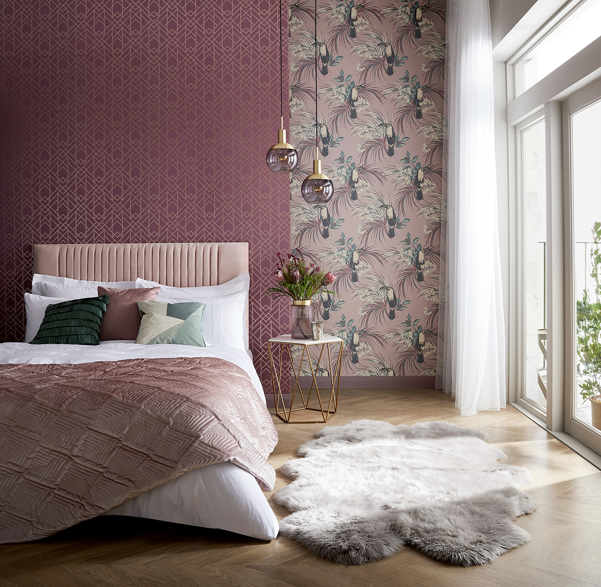 Papier peint Géométrique Art Déco cassis - Elodie 1838 Wallcoverings d'Initiales | Réf. INI-90714002