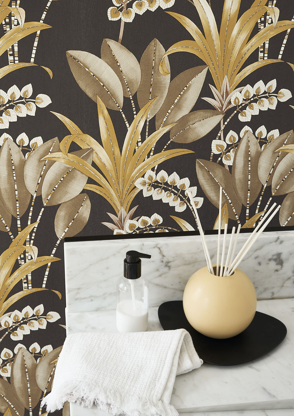 Papier peint Jungle Palma ocre noir - Nicaragua de Casadéco AMB2 | Réf. NICA86417575