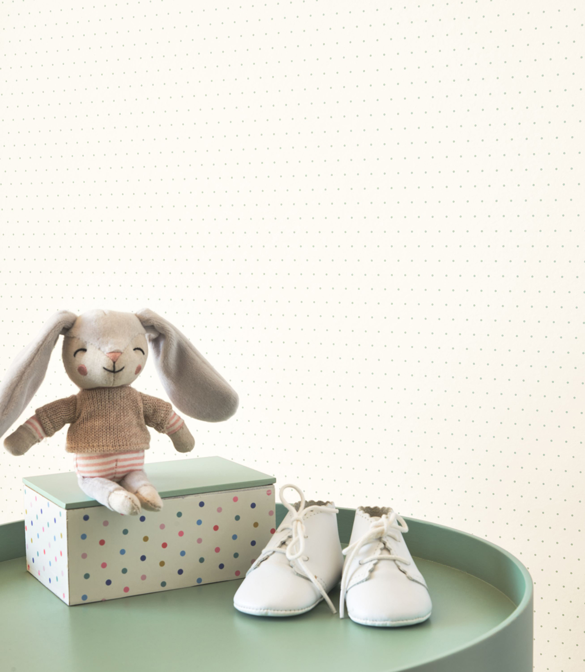 Papier peint Enfant Pois vert amande - Once Upon A Time de Casadéco | Réf. OUAT29797070