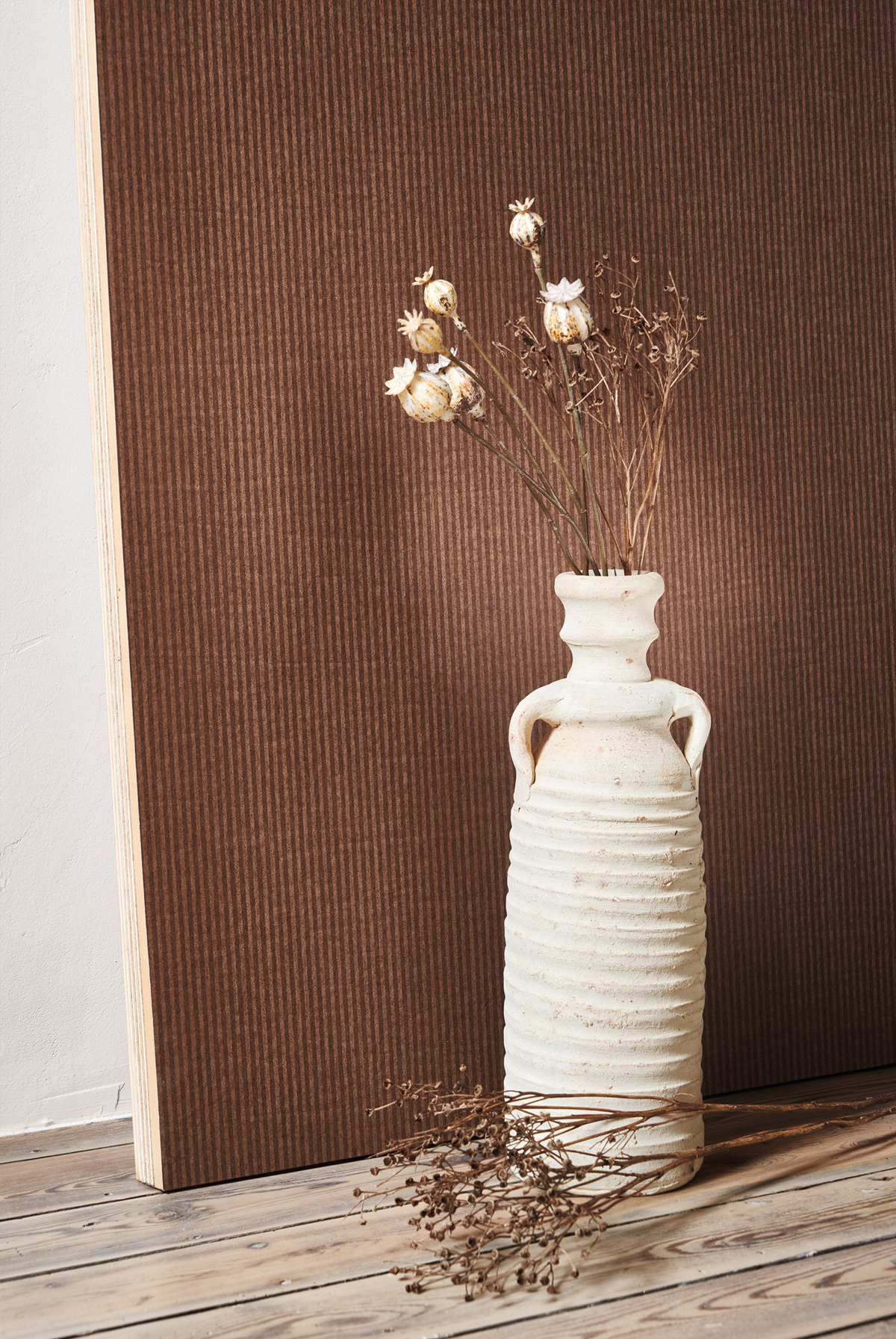 Papier peint Fines Rayures Papier Kraft cacao - Papercraft de Casadéco AMB2 | Réf. PAPC89652552