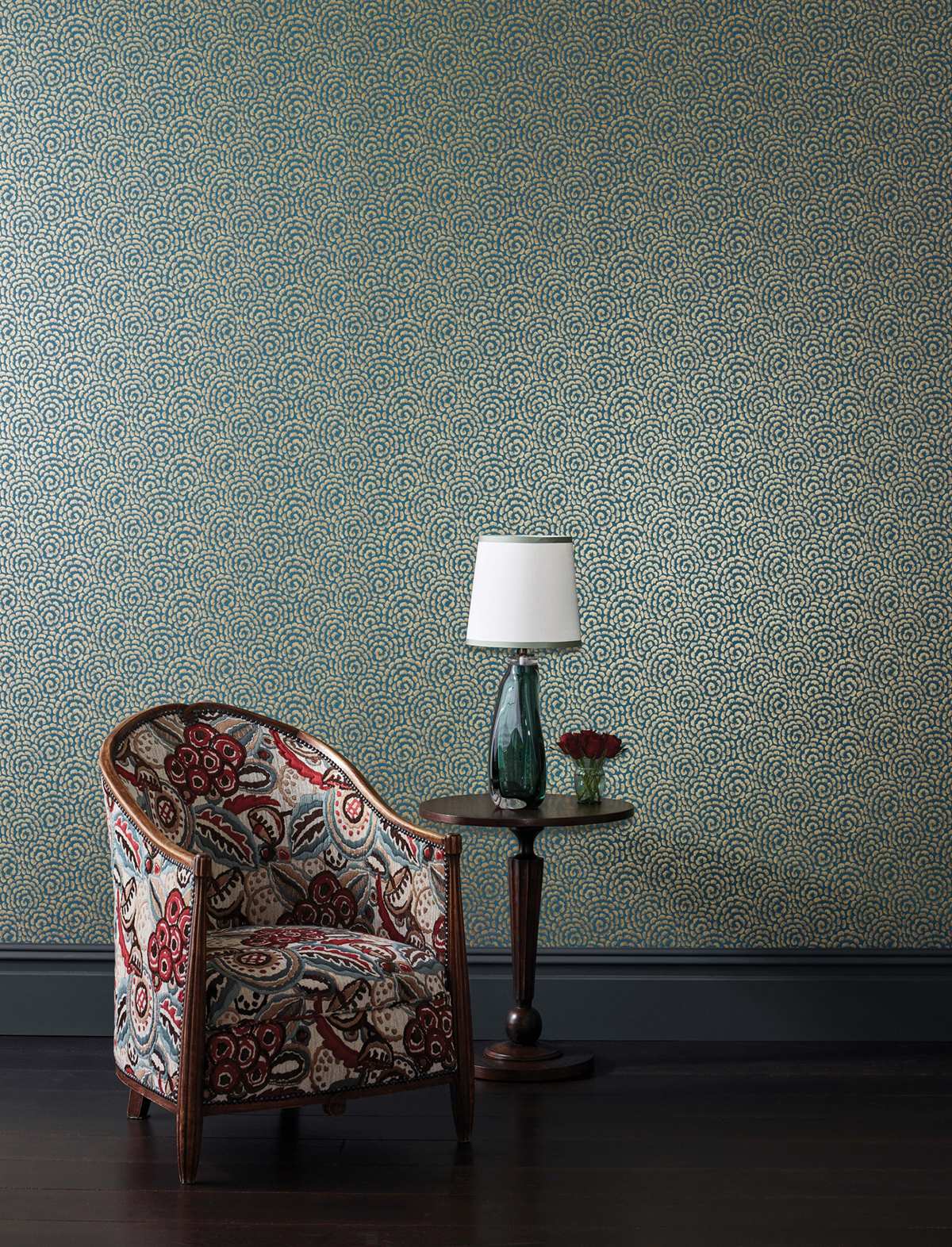 Papier peint Fleurs Kingsley bleu canard doré - Ashdown de Nina Campbell AMB2 | Réf. OSB-NCW4395-01