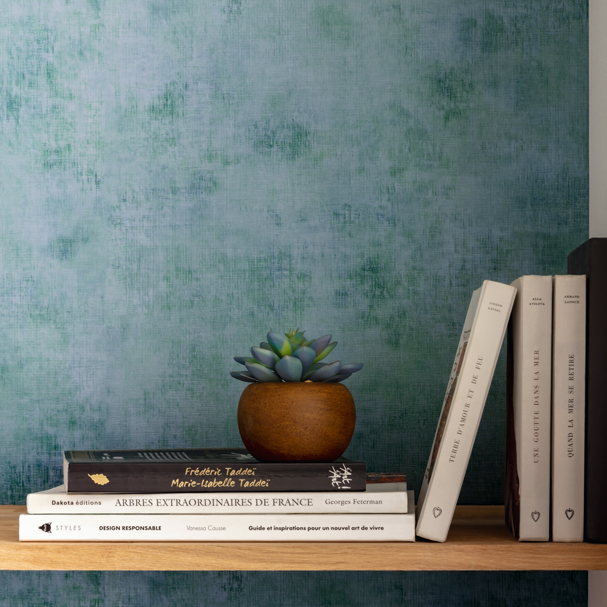 Papier peint Faux uni bleu et vert - Telas 2 de Casélio | AMB Ref. TEL102067556