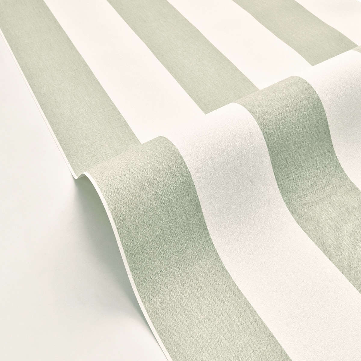 Papier peint Rayures Lin Lines vert amande - Basics de Casélio AMB4| Réf. BAI104047004