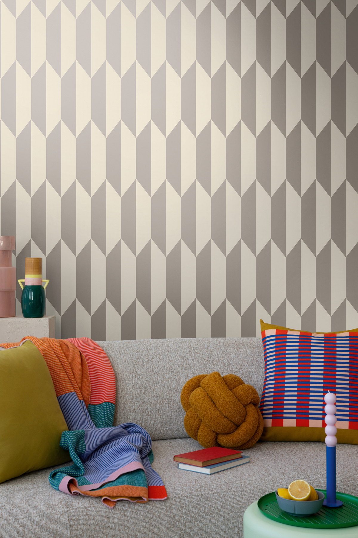 Papier peint Damier Graphique Groove argenté - Cosmoliving d'A.S. Création AMB2 | Réf. AS-790863