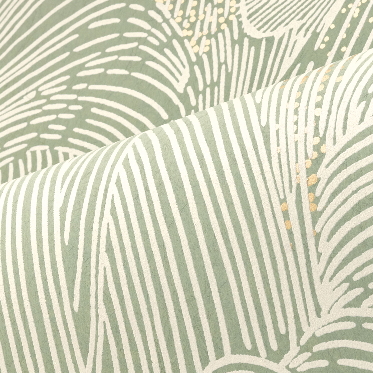 Papier peint Vague Graphique Marée Haute vert amande - L'Ile aux Oiseaux de Casamance | Réf. CAS-75902140