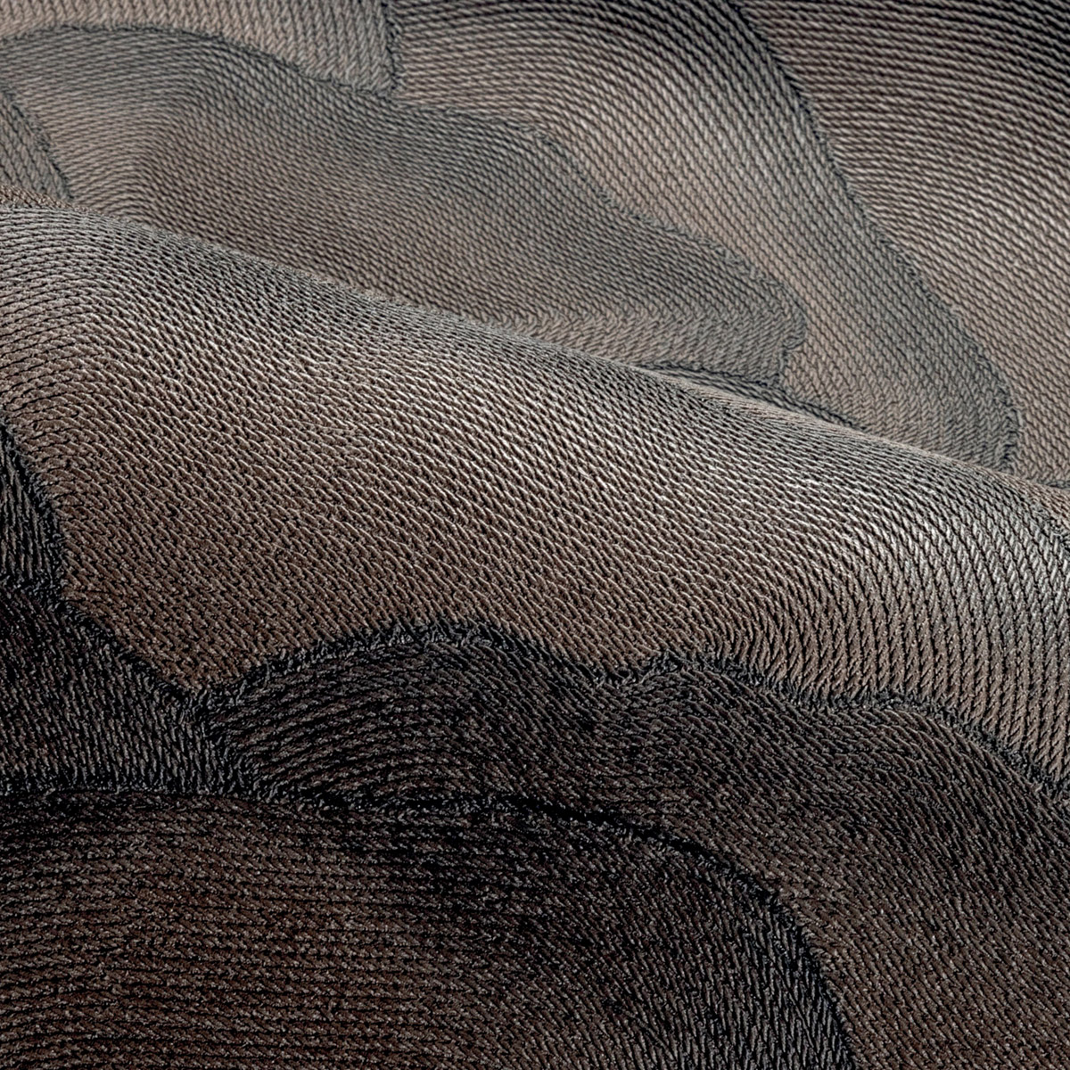 Papier peint Vagues Douces Ondula brun ébène - Broderies de Casamance | Réf. CAS-76971732