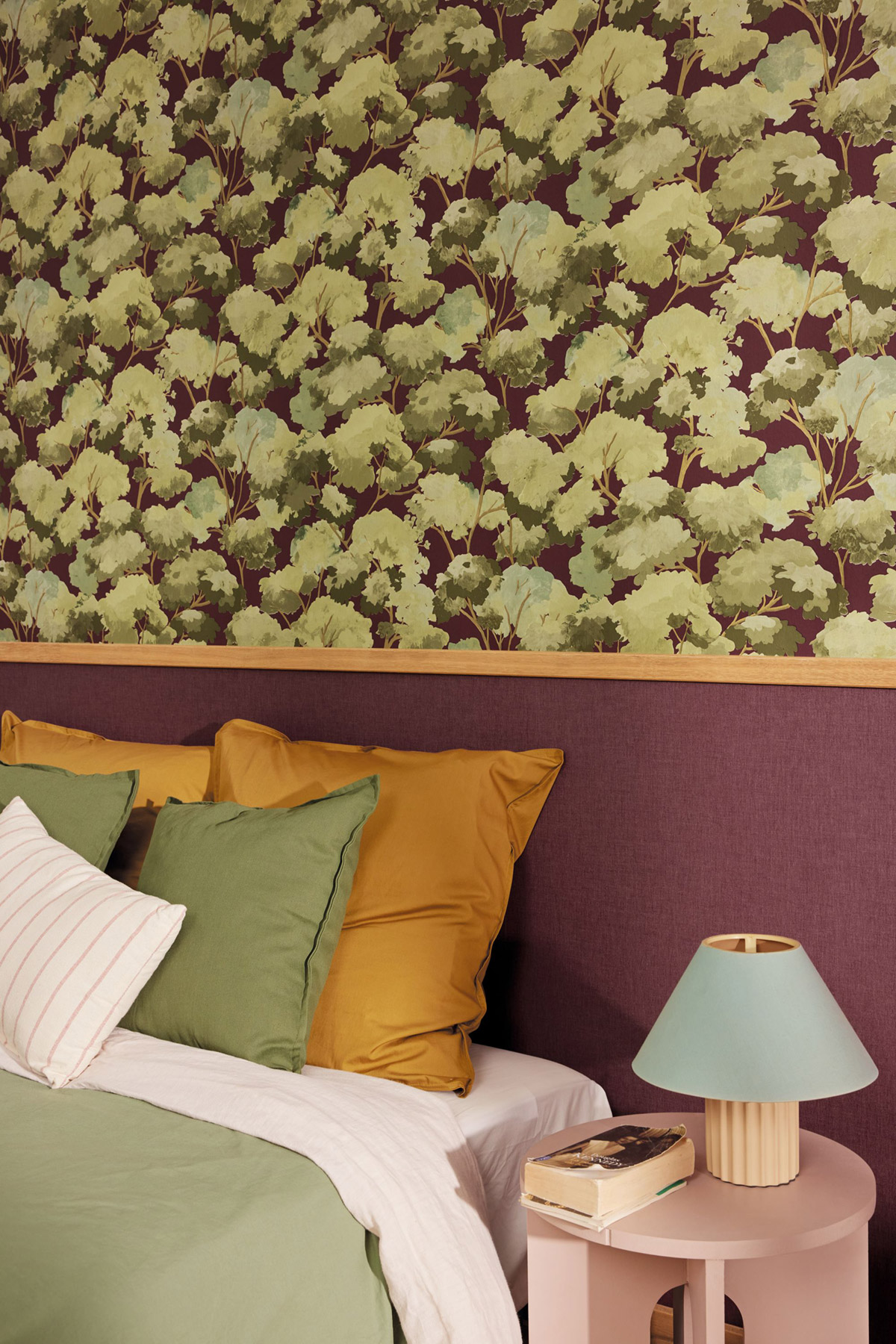 Papier peint Uni Lin bordeaux - Balade de Casélio AMB2| Réf. BLD100608000