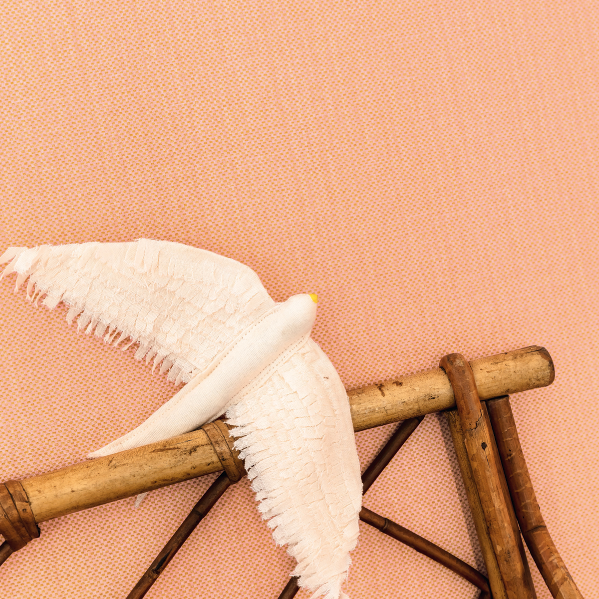 Papier peint Uni Natté Pêche - Natté de Casélio AMB2 | Réf. NAE101564135