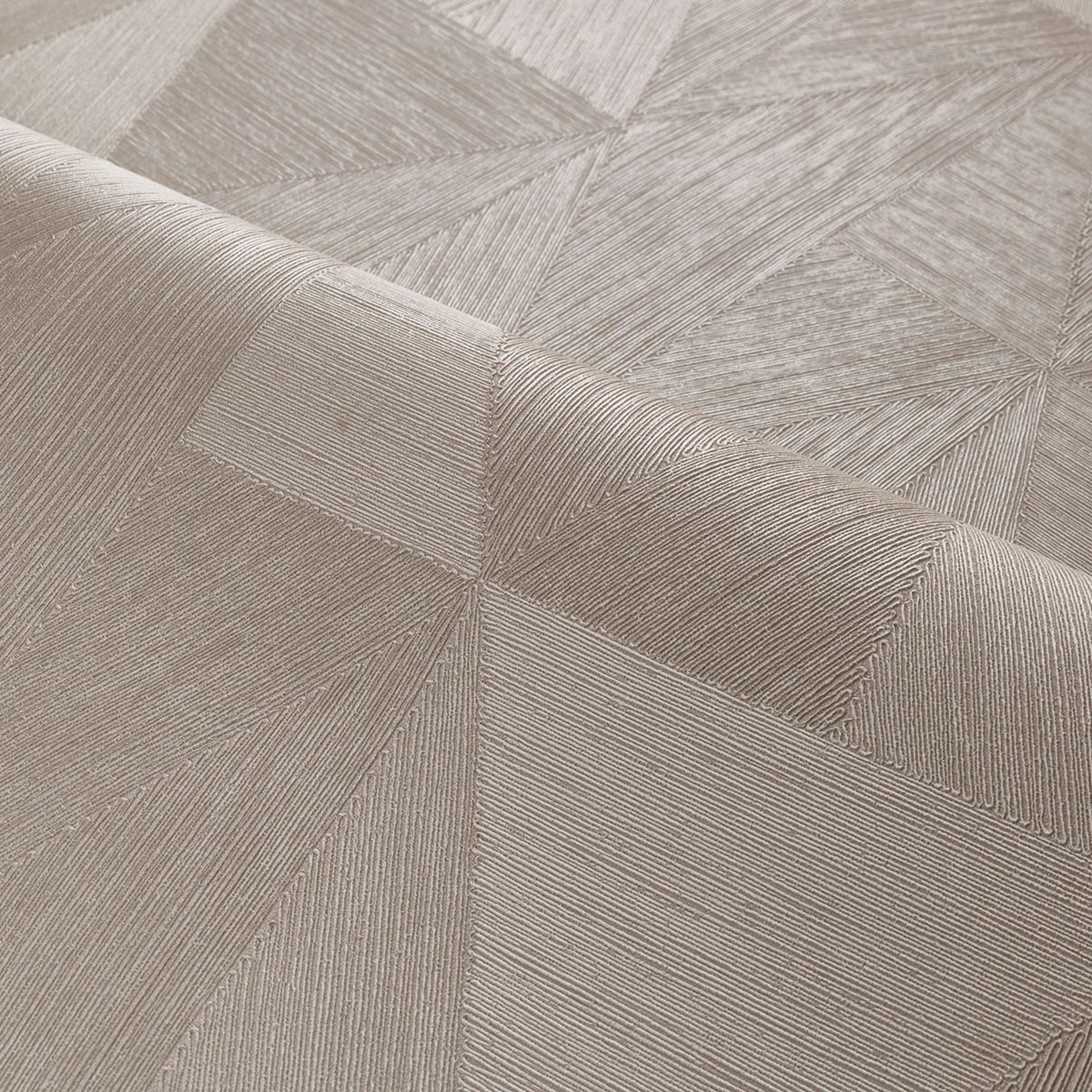 Papier peint Géométrique Parangon argenté - Métal de Casamance | Réf. CAS-75770712