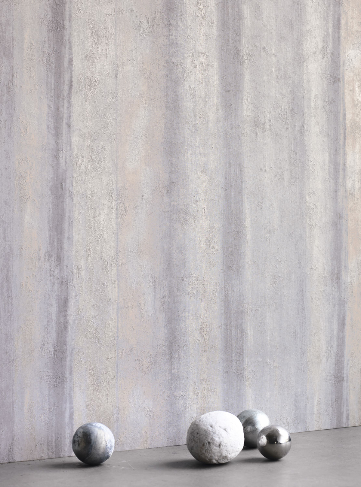 Papier peint Effet Béton gris nacré - Les Rayures de Casadéco | Réf. RAYS26929121