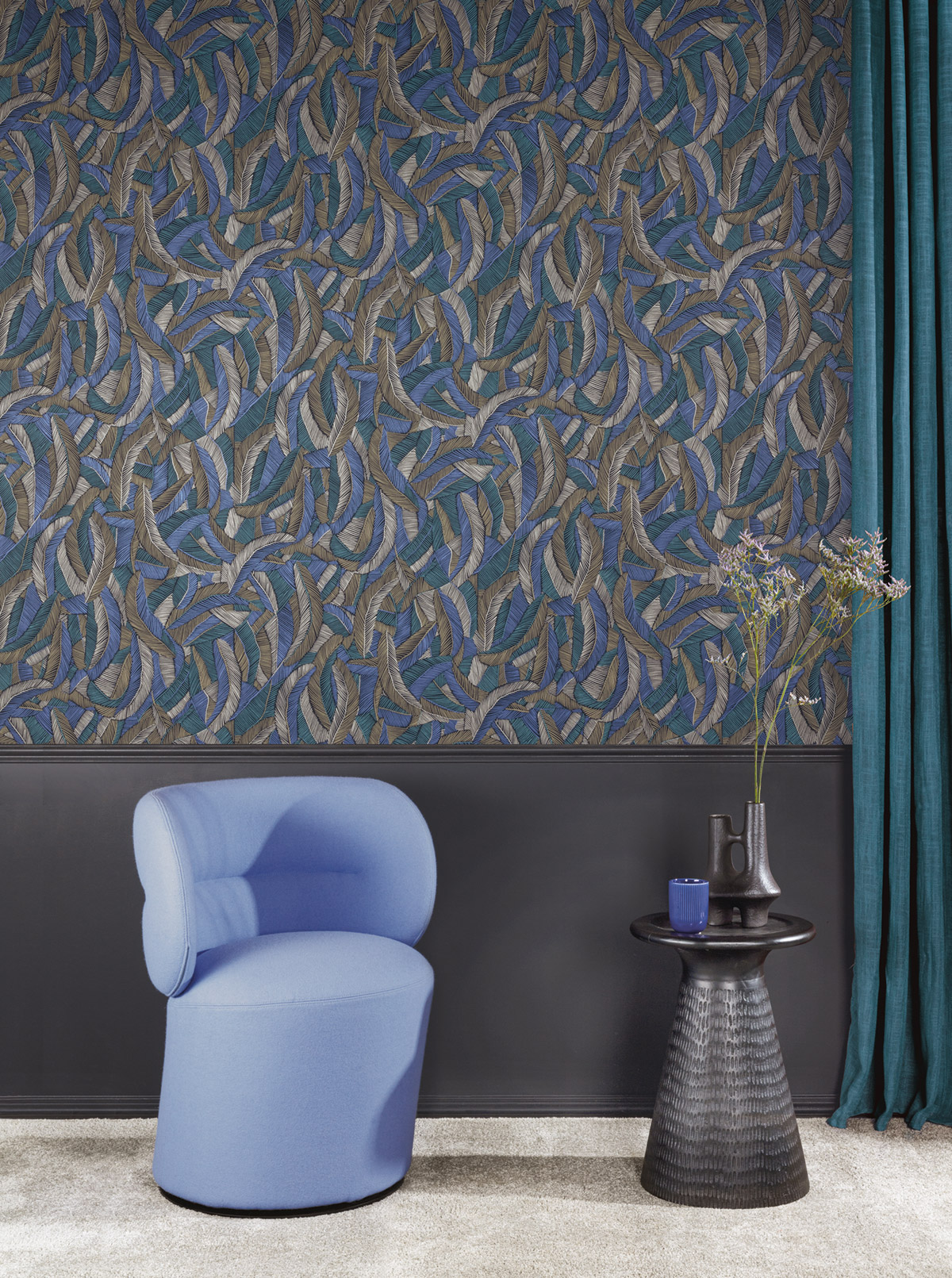 Papier peint Feuille Pennas bleu métallisé - Romance de Masureel | Réf. MAS-ROM203