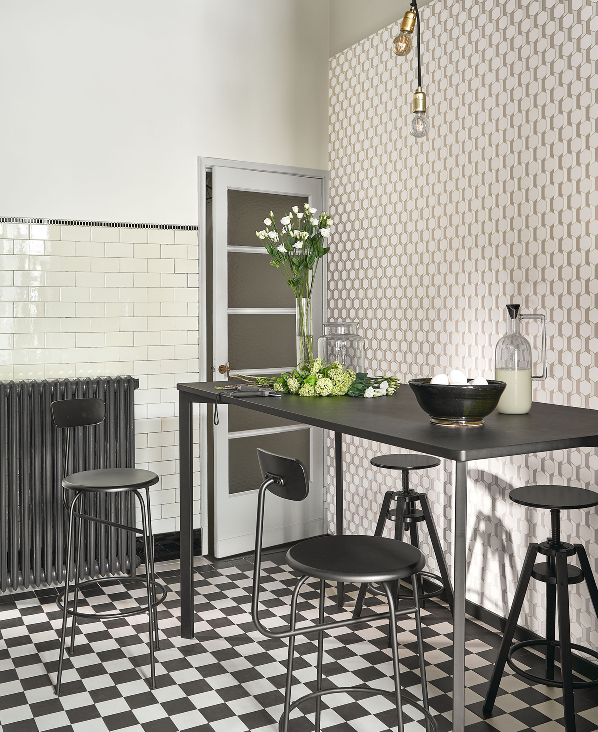 Papier peint Art Déco Hamilton grège nacré - Derby de Casadéco AMB2 | Réf. DERB89309016