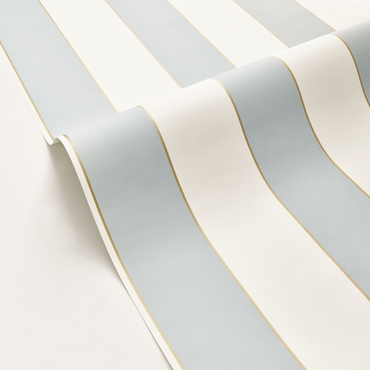 Papier peint Rayures Golden Lines bleu ciel blanc or - Golden Age de Casélio | Réf. GAG101070621