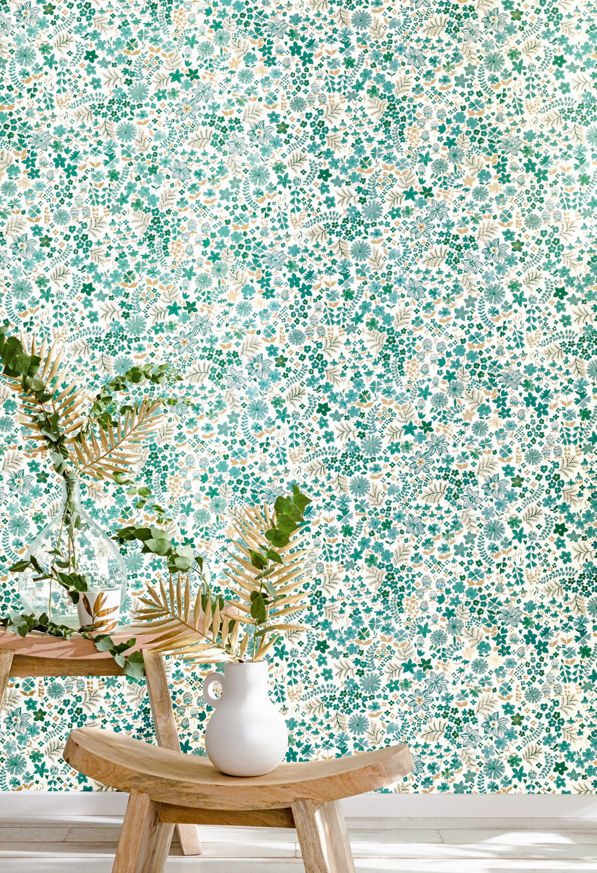 Papier peint Liberty Fleurs June vert - Flower Power de Casélio | Réf. FLP101867126