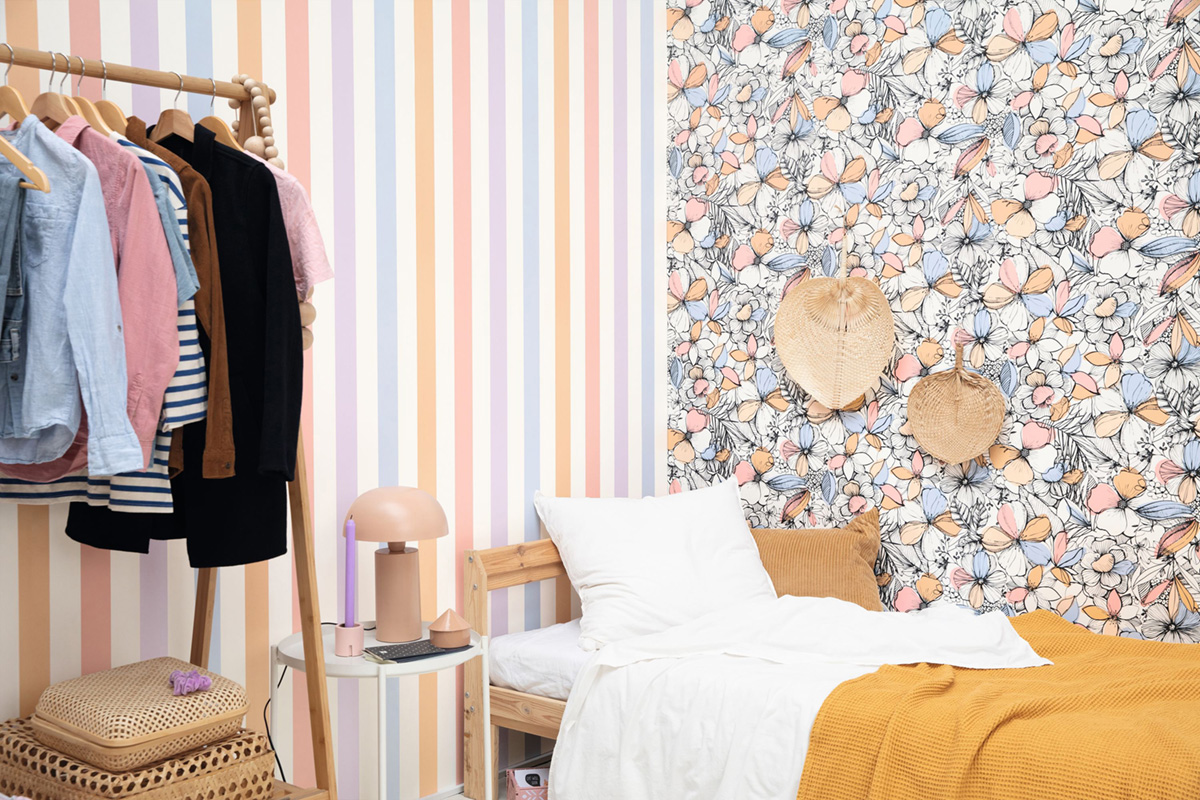 Papier peint Fleurs California Dreaming bleu rose - Young & Free de Casélio AMB2 | Réf. YNF103384020