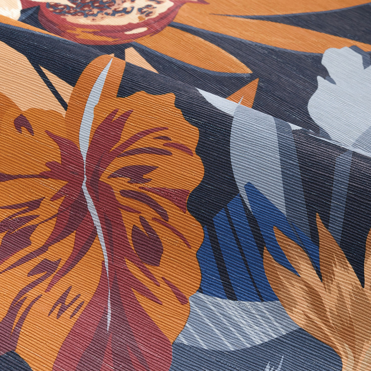 Papier peint Fleur Tropicale Salvador marine terre de sienne - Aventura de Casamance | Réf. CAS-75531426