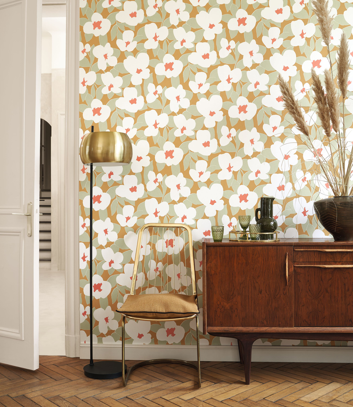 Papier peint 70s Flower Power jaune - Iconic de Casadéco | Réf. CONI88392323