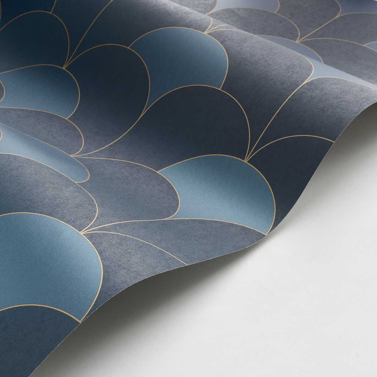 Papier peint Géométrique Art Déco Théâtre bleu doré - Twenties de Casadéco AMBV | Réf. TWNT88686406