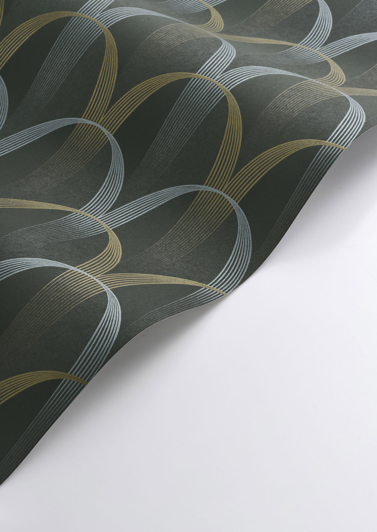 Papier peint Arche Entrée des Artistes vert sapin irisé - Années Folles de Casadéco AMBV | Réf. ANFO201047728