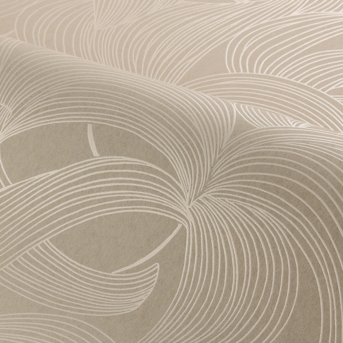 Papier peint Graphique Fleuri Leontine marron glacé nacré - Isadora de Casamance | Réf. CAS-70681528
