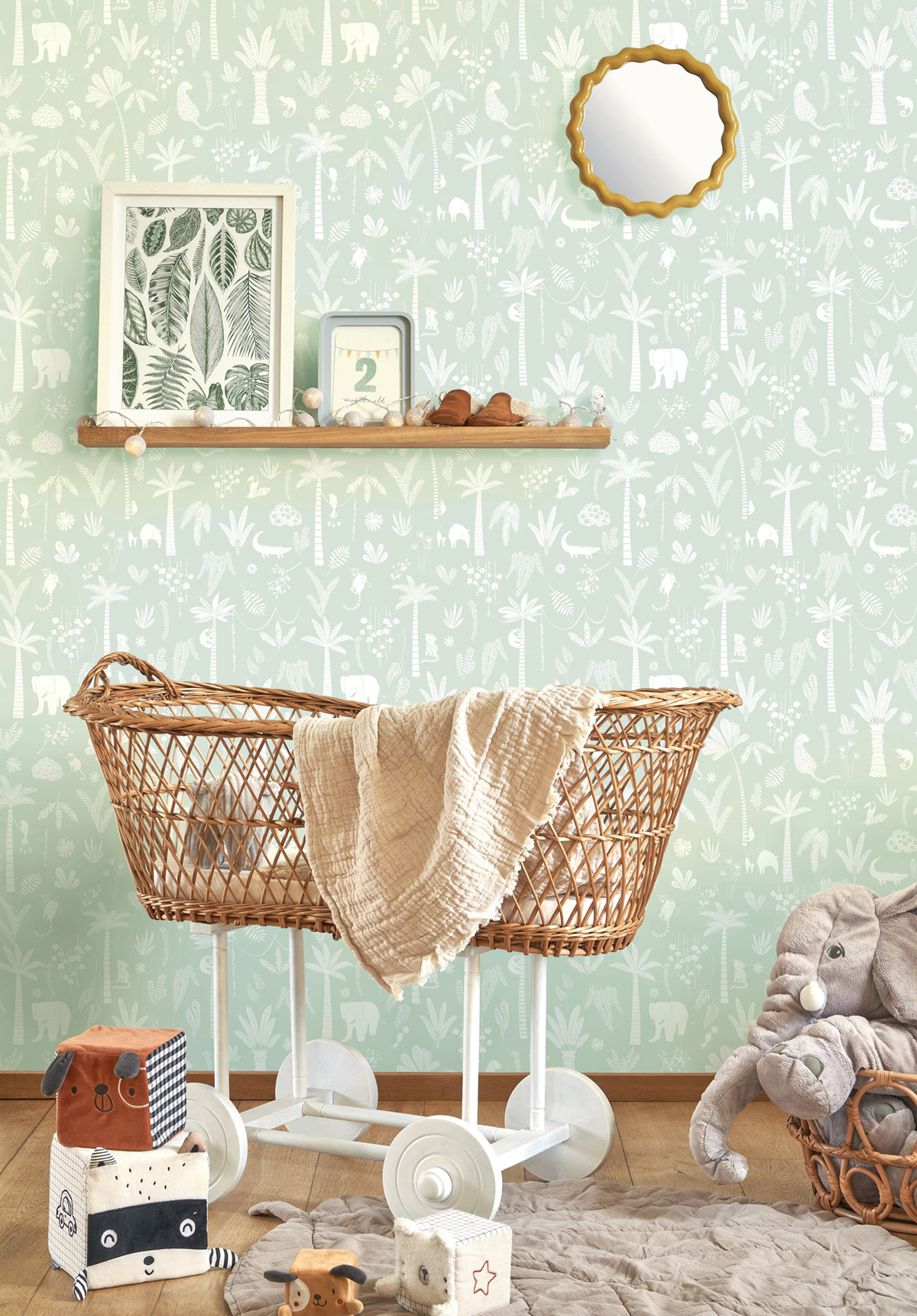 Papier peint Animaux Enfant Poetic Jungle vert d'eau - Once Upon A Time 2 de Casadéco | Réf. OUTD200766202