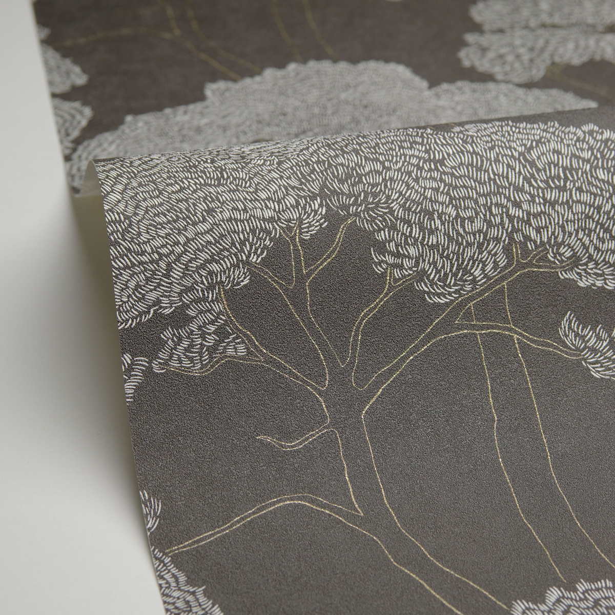 Papier peint Arbre La Ciotat anthracite doré - Azur de Casélio AMBV | Réf. AZU105439058