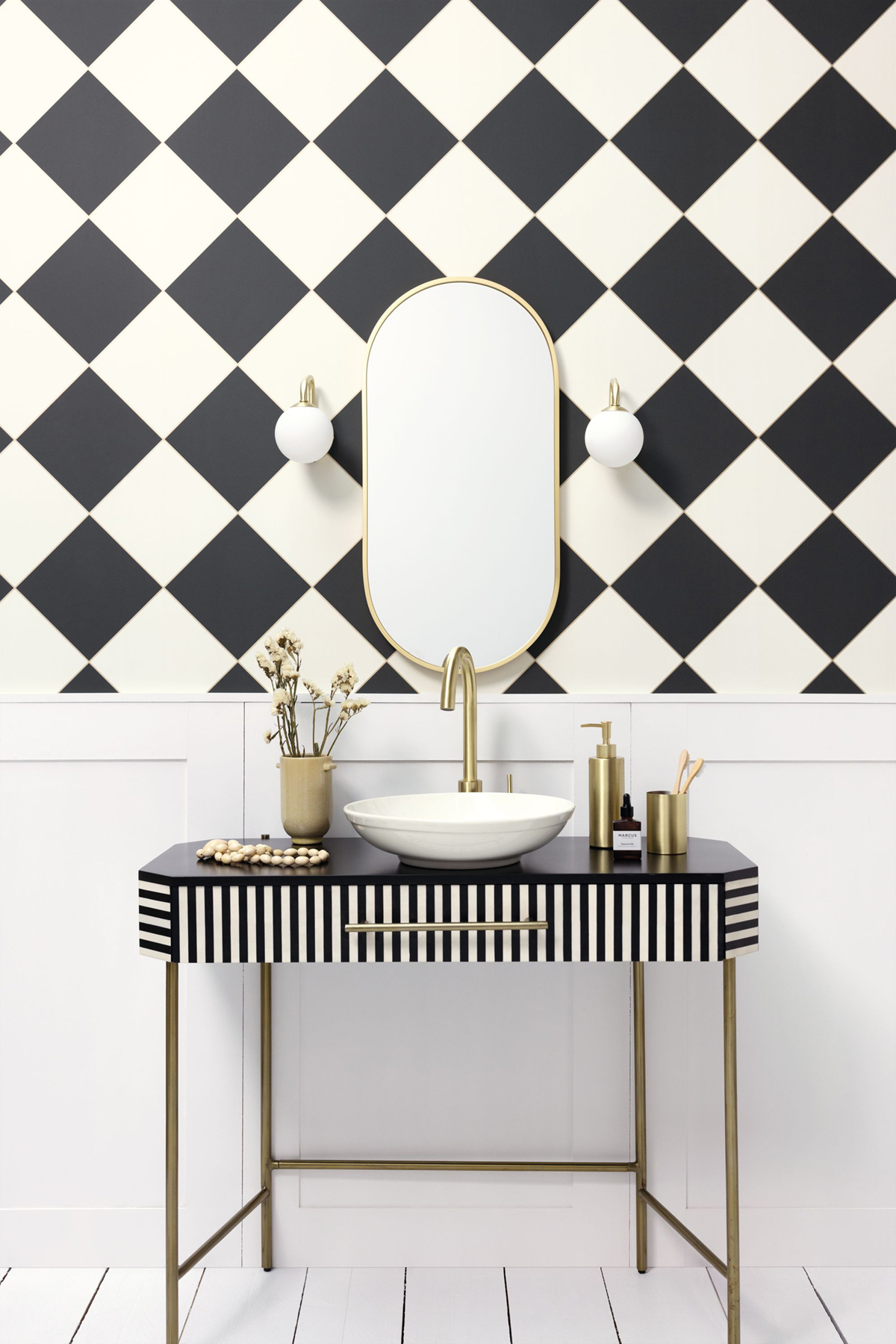 Papier peint Damier Checkmate noir blanc doré - Moonlight 2 de Casélio AMB | Réf. MLGT104250964