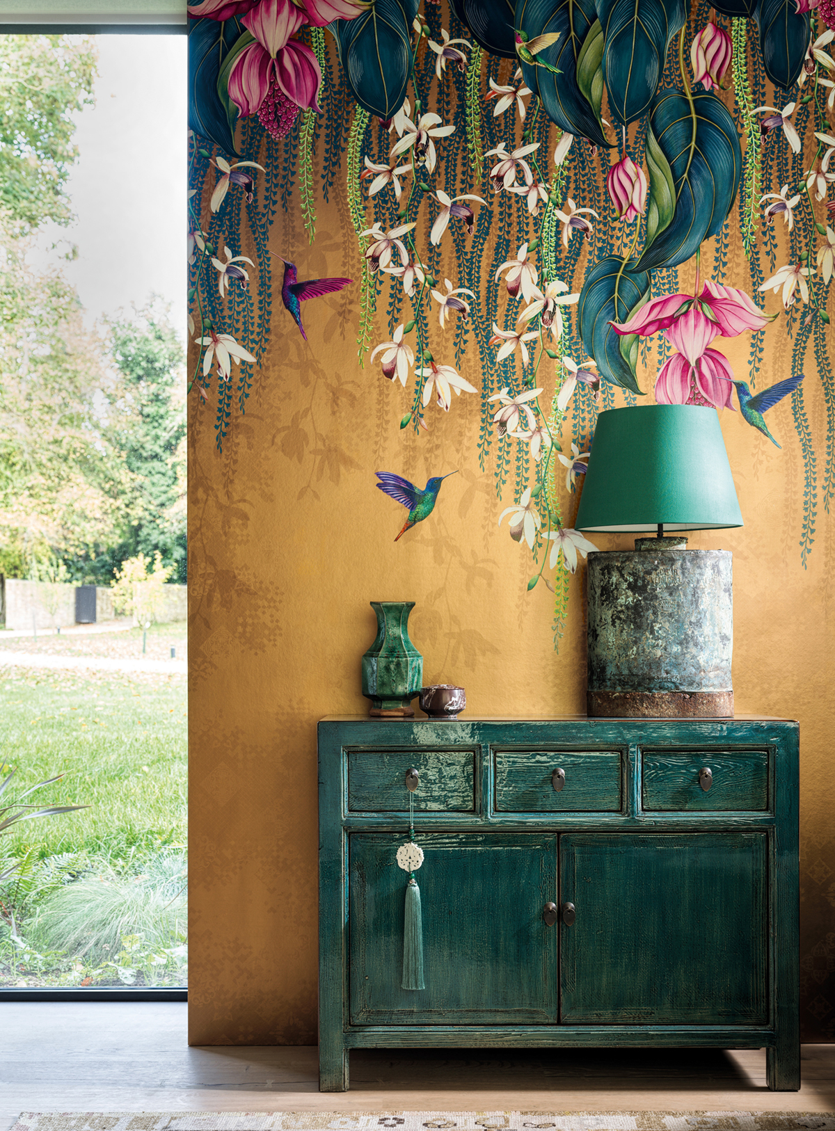 Papier peint panoramique Fleurs Trailing Orchid doré - Ananda d'Osborne & Little | Réf. OSB-W8037-02