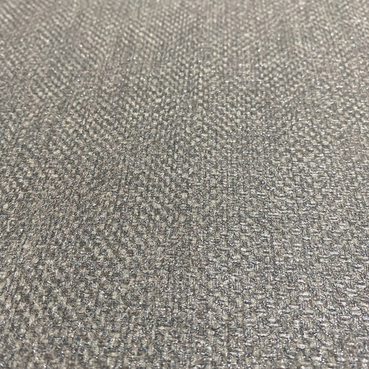 Papier Peint Faux uni Textile Paillettes gris marron argenté - Venezia d'Ugépa AMB4| Réf. UGP-M67318