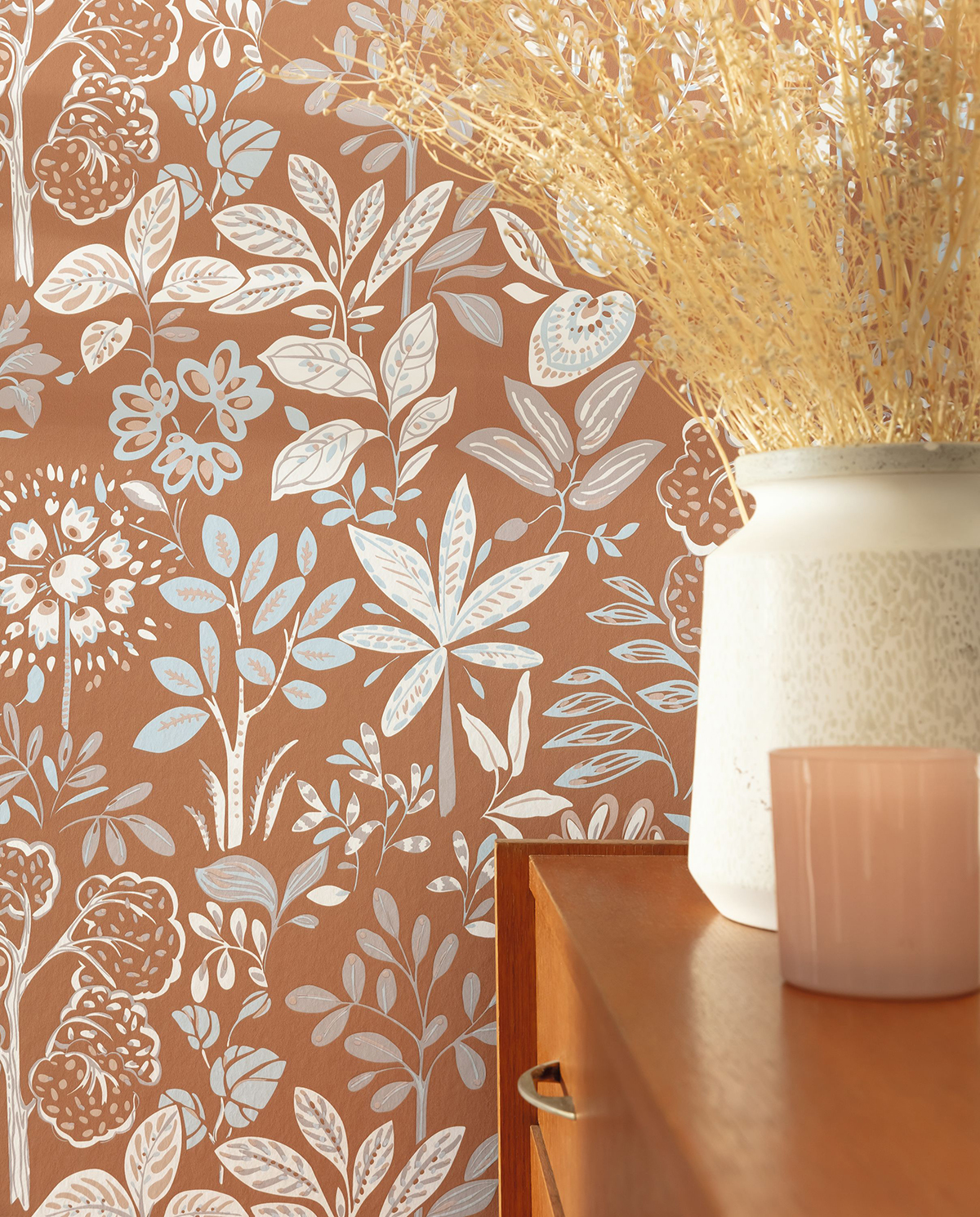 Papier peint Feuillage Louise terracotta bleu ciel - Essentiel de Casélio | Réf. ETL103112060