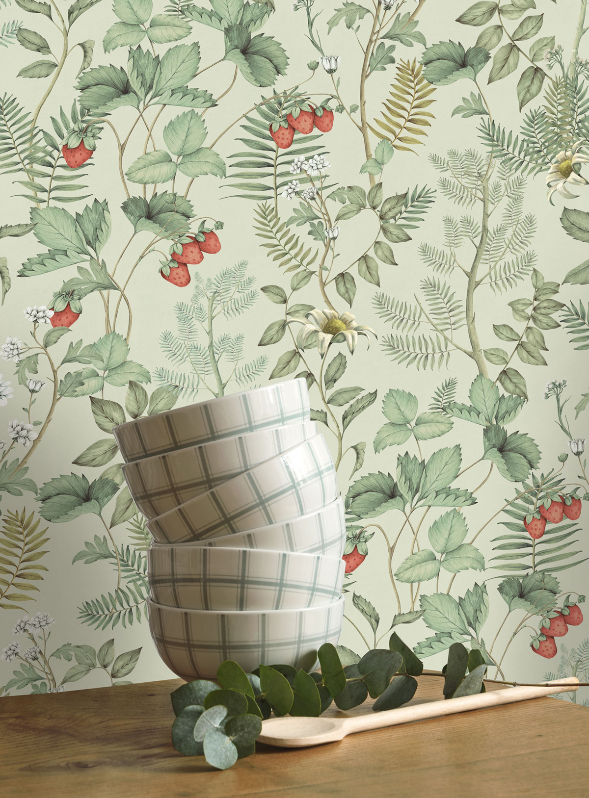 Papier peint Fraisier Strawberry Field vert amande - Heritage de Casadéco | Réf. HETA201217362